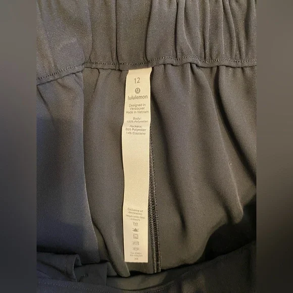 Women’s Navy Wide-Leg Tie-Waist Pants - Picture 5 of 8